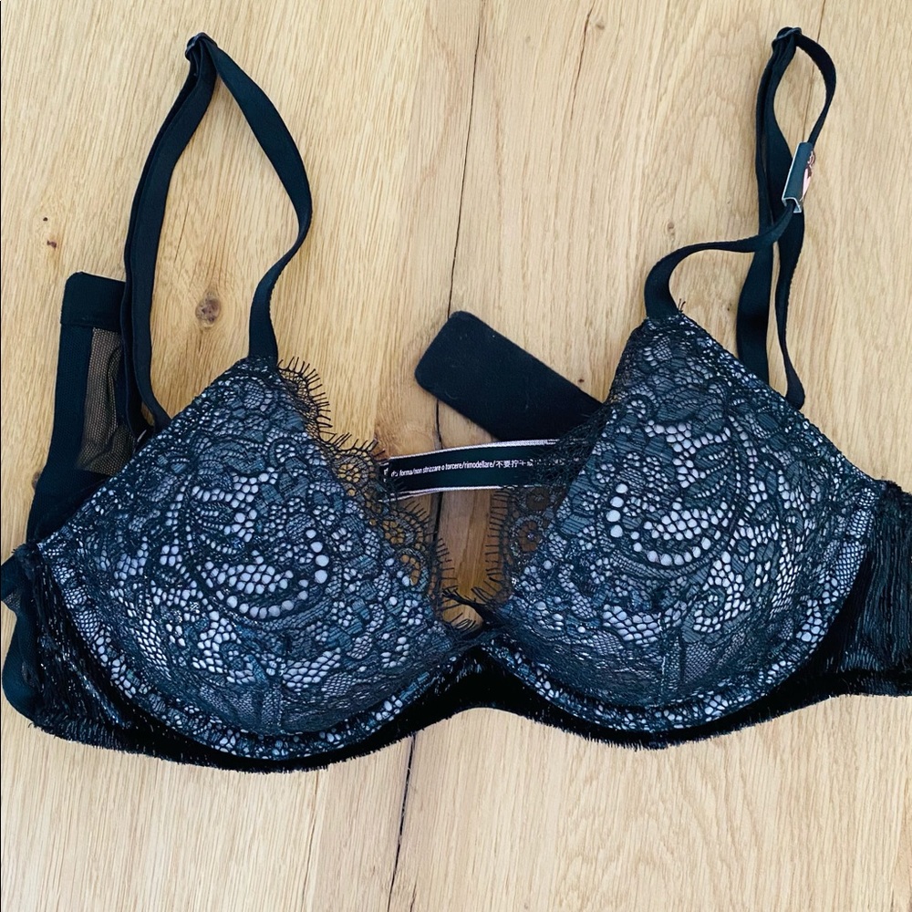 Victoria’s Secret Bra.
